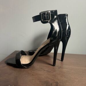 Anne Michelle patent leather  Black Heels 5”